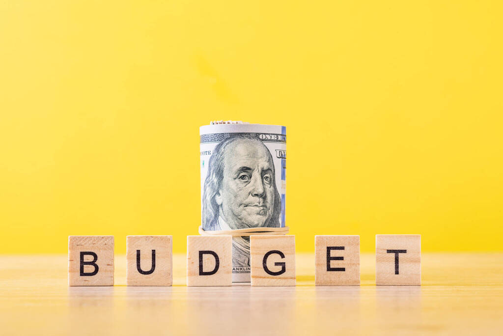 Simplify My Budget Scaled 1
